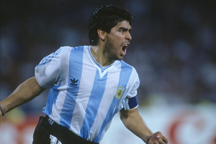 唯一無二の英雄マラドーナ 神の手 と 5人抜き 二つの伝説を生んだ 天才 の二面性 ニコニコニュース