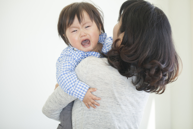 赤ちゃんが泣き止まずギャン泣き 絶対にやらない方がよいng行為３つ ニコニコニュース