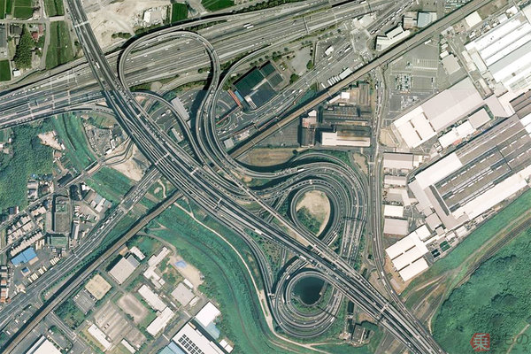 高速道路 初見殺しのjct 5選 長 いランプに複雑分岐 車線移動はお早めに ニコニコニュース