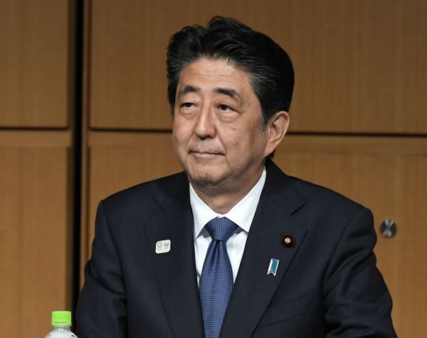 休日執務の64 が2時間以下 安倍首相 147連勤 の正体 ニコニコニュース