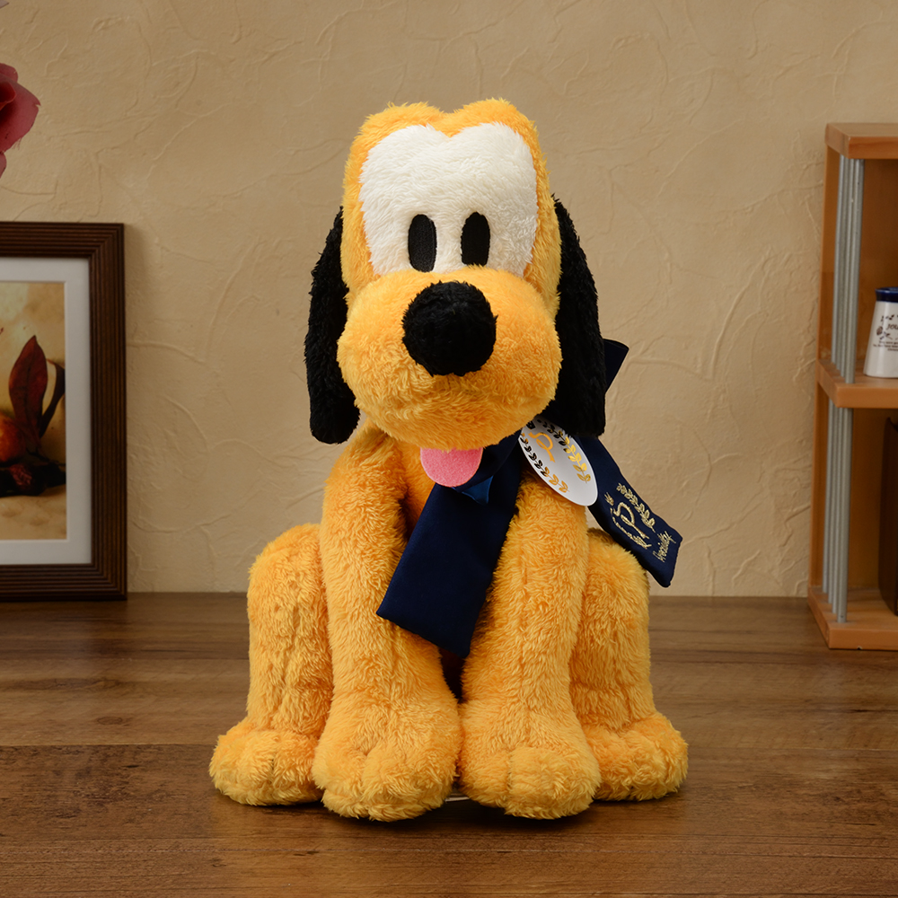 首にはイニシャル入りのリボンが セガプライズ ディズニー プルート Preciality スペシャルぬいぐるみ ニコニコニュース