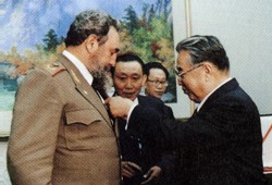 金正恩氏とキューバ首脳が祝電をやり取り ニコニコニュース