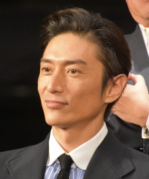 伊勢谷友介逮捕に ドラマが現実になった の声 教官役務めた 未満警察 最終回永久お蔵入りの地域も ニコニコニュース