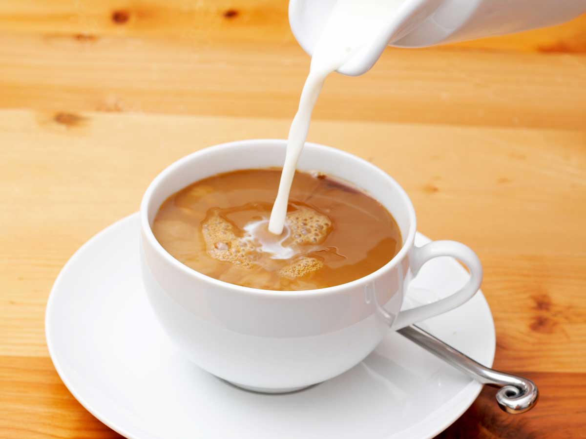 カフェオレとカフェラテでこんなに違う ベースのコーヒーや牛乳の分量 ニコニコニュース
