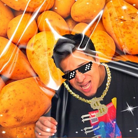 ポテト坊やイカしてる 声優 木村昴がお菓子のパッケージに シュールすぎる合成写真を公開 ニコニコニュース