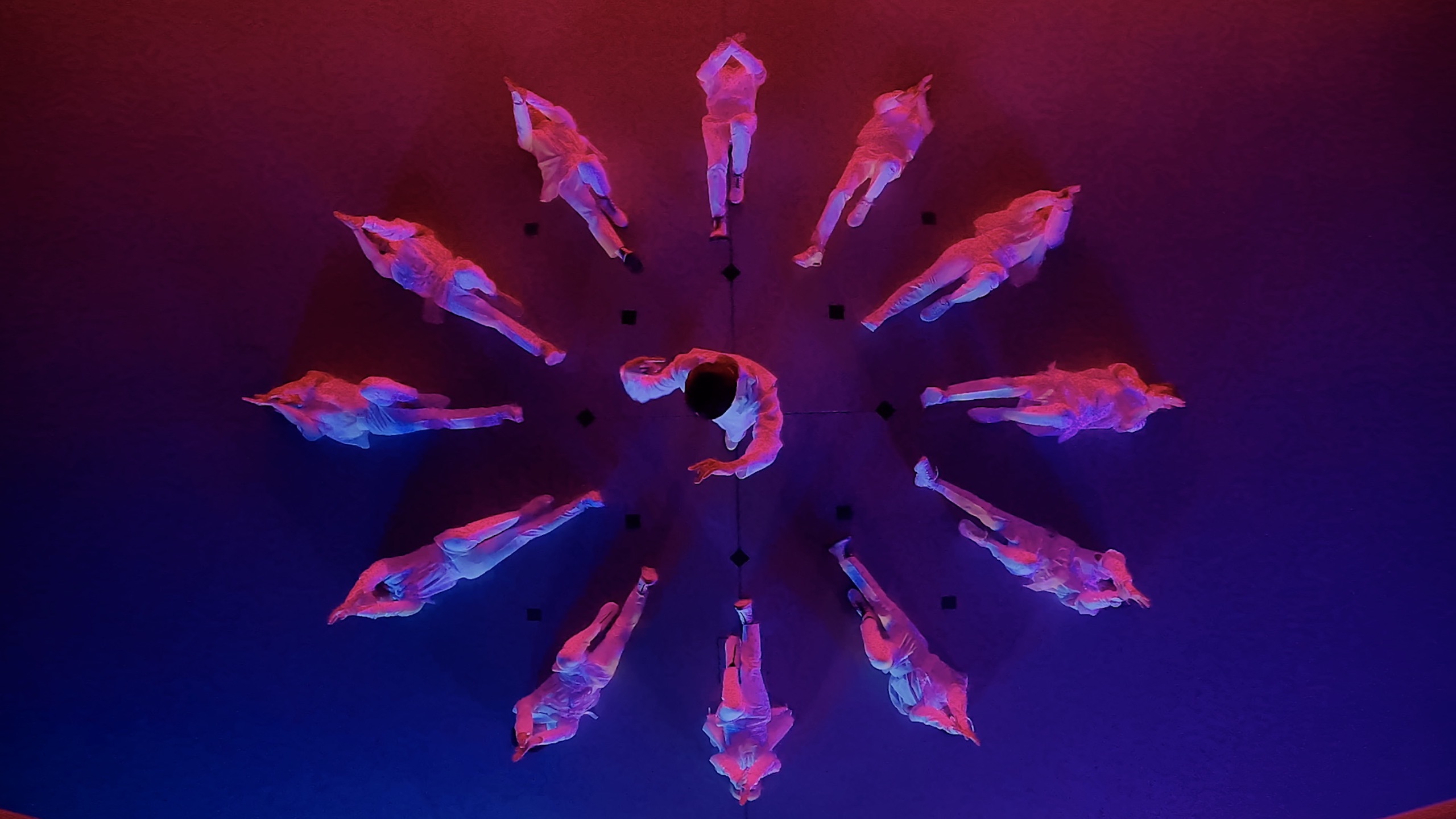 Seventeen Cdtvサタデー でオンエアされた新曲 24h のパフォーマンス映像を公開 ニコニコニュース