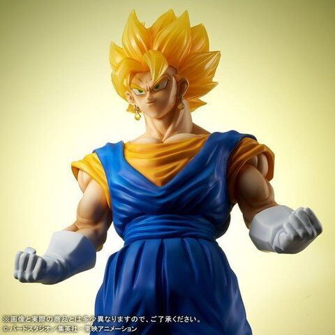 ドラゴンボールz より 全高約45cmの迫力サイズの超ベジットがギガンティックシリーズに登場 ニコニコニュース