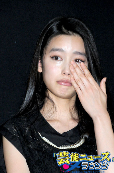 吉倉あおい 初主演の映画舞台あいさつで号泣 柳楽優弥 熱いもの感じた と太鼓判 ニコニコニュース 吉倉あおい 初主演の映画舞台あいさつで号泣 柳楽優弥 熱いもの感じた と太鼓判 ニコニコニュース