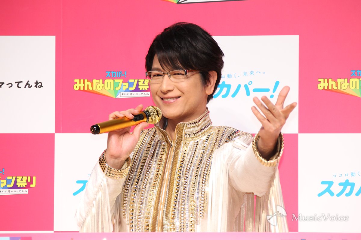 及川光博 堺雅人出演のcmに 同期役で遊びに行きたい ニコニコニュース