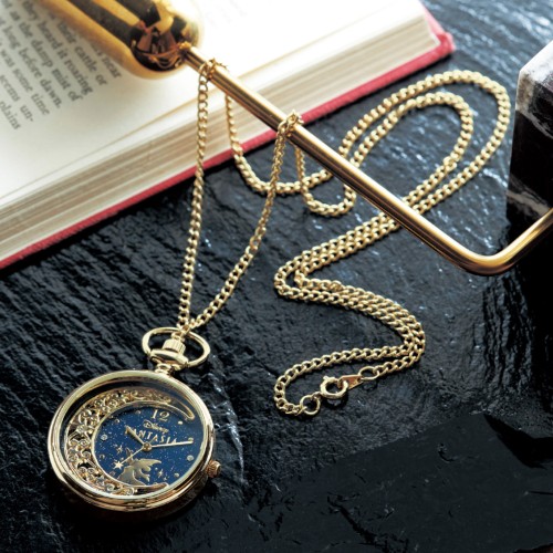 三日月が美しい ファンタジア モチーフ ベルメゾン ディズニー 懐中時計 ニコニコニュース