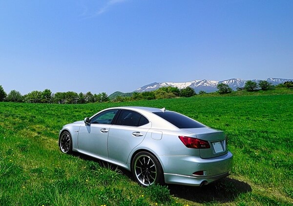 世帯年収1000 10万円は地方なら余裕たっぷり 車はレクサスと軽自動車 家は大手ハウスメーカー 毎日外食 ニコニコニュース