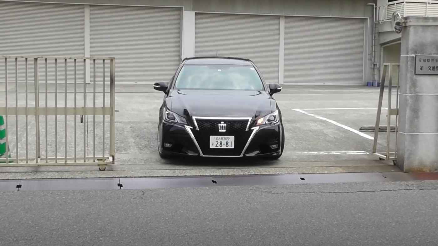 神対応 子供が覆面パトカーに手を振ったら粋な対応をしてくれた ニコニコニュース