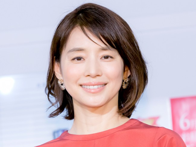 石田ゆり子 髪伸ばしてます オフショット公開にエレカシ 宮本浩次に似てるの声 ニコニコニュース