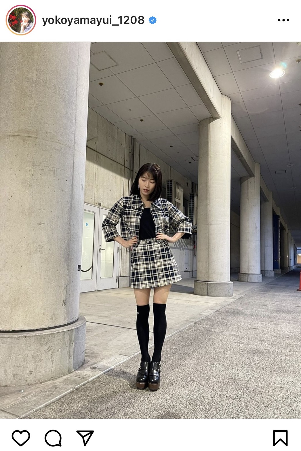 Akb48横山由依 絶対領域のぞく 衣装みたいな私服 ショットに 足細ーい ミニ似合う と反響 ニコニコニュース