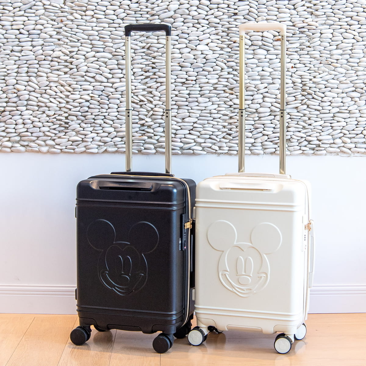 ミッキーのモチーフがいっぱい シフレ ディズニースーツケース ニコニコニュース