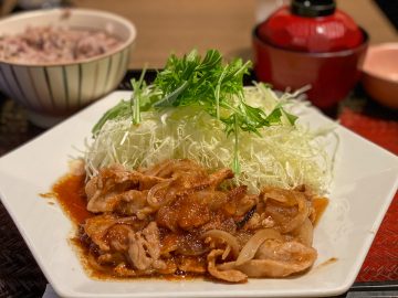 一番旨いのは やよい軒 大戸屋 伝説のすた丼屋の 生姜焼き定食 を食べ比べてみた ニコニコニュース