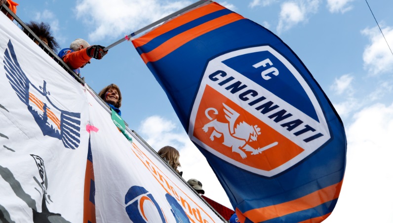 これはアガる 久保裕也のmlsシンシナティ 新スタジアムの Led電光演出 が超カッコイイ ニコニコニュース