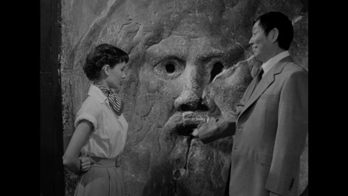 明石家さんま 映画 ローマの休日 の名シーンに登場 ニコニコニュース