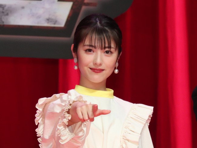 浜辺美波 大ファン 名探偵コナン 声優陣との共演に歓喜 自然と涙がでてくる ニコニコニュース