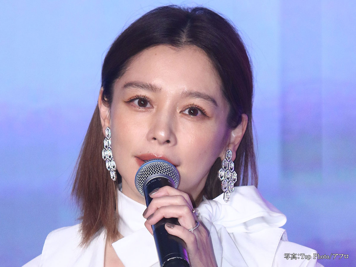 ビビアン スー 腹部あらわな写真を公開 驚きの腹筋に 尊敬します の声 ニコニコニュース