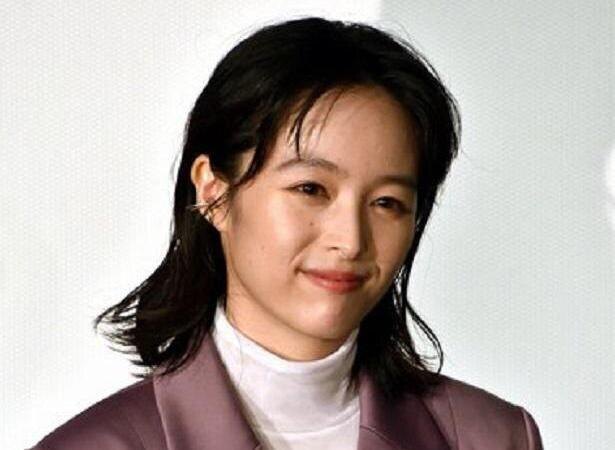 清野菜名 キュートなピースサインに反響 そのポーズ可愛い ピース真似する ニコニコニュース