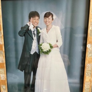 名倉潤 結婚記念日に妻 渡辺満里奈に高級バッグ贈る いつも感謝しかありません ニコニコニュース