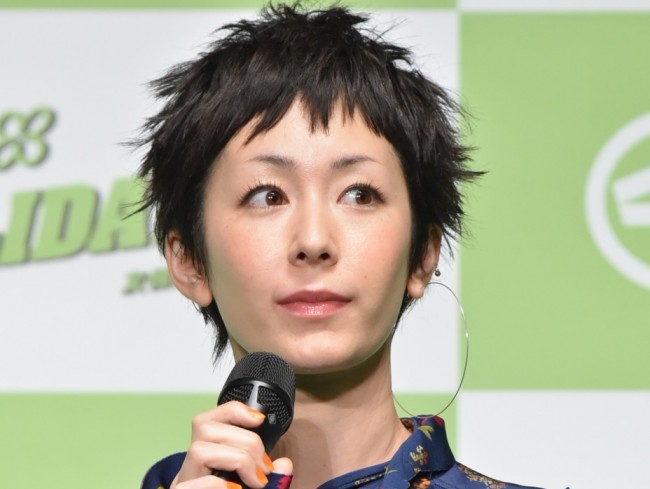 デヴィッド ボウイからインスパイア 木村カエラの新ヘアカラーに反響 素敵 ニコニコニュース