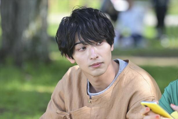 マイペースすぎる横浜流星 駿 に戸惑う川口春奈 真柴 2人の関係性の変化に注目 着飾る恋 ニコニコニュース