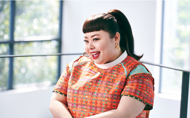 セフィーヌのアンバサダーに渡辺直美さんが就任 パウダーファンデーション シルクウェットパウダー 特設ページを公開 ニコニコニュース