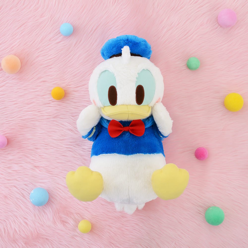 転がったポーズが可愛い セガプライズ ディズニー ドナルドダック 赤いほっぺ メガジャンボふわふわころりんぬいぐるみ ニコニコニュース