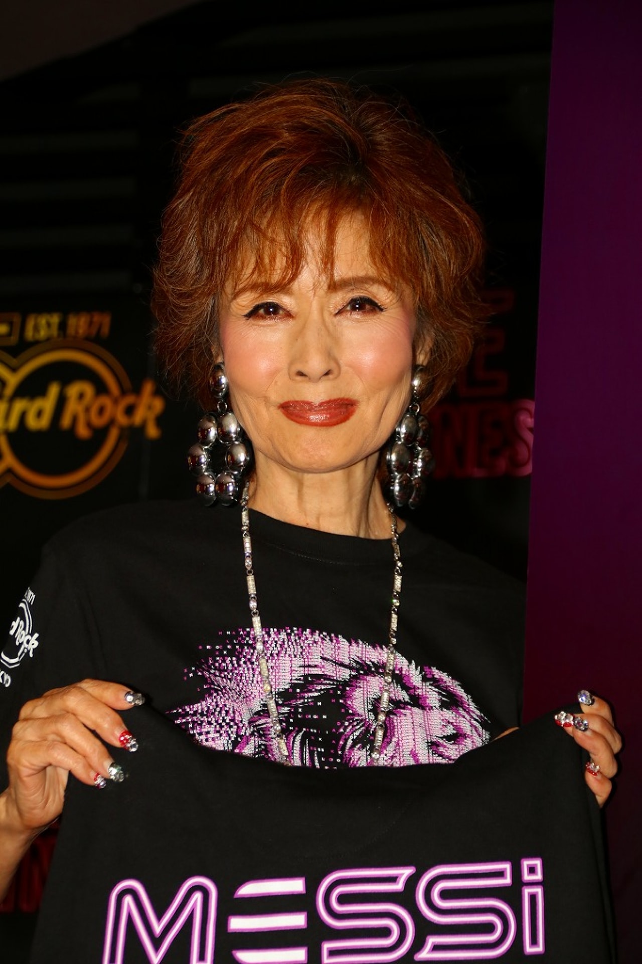 メッシ様に会えたら死んでもいい 小柳ルミ子 睡眠40分の仰天サッカー生活を明かす ニコニコニュース