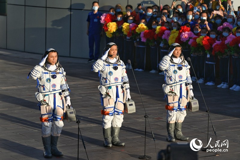 神舟12号 の宇宙飛行士 宇宙での活動 生活はいかに 中国メディア ニコニコニュース