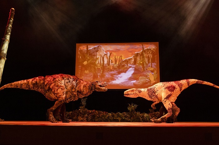 リアル恐竜ショー 恐竜パーク 全国ツアーが開幕 人気イラストレーター Chocomoo ニコニコニュース