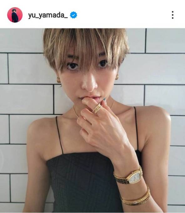 山田優 美鎖骨を披露したドレスshotに感嘆の声 色っぽい 美しすぎて痺れる ニコニコニュース