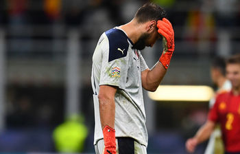 ミラニスタからのブーイングに涙のドンナルンマ サッキ氏はファン心理に理解 明らかな裏切りがあった ニコニコニュース